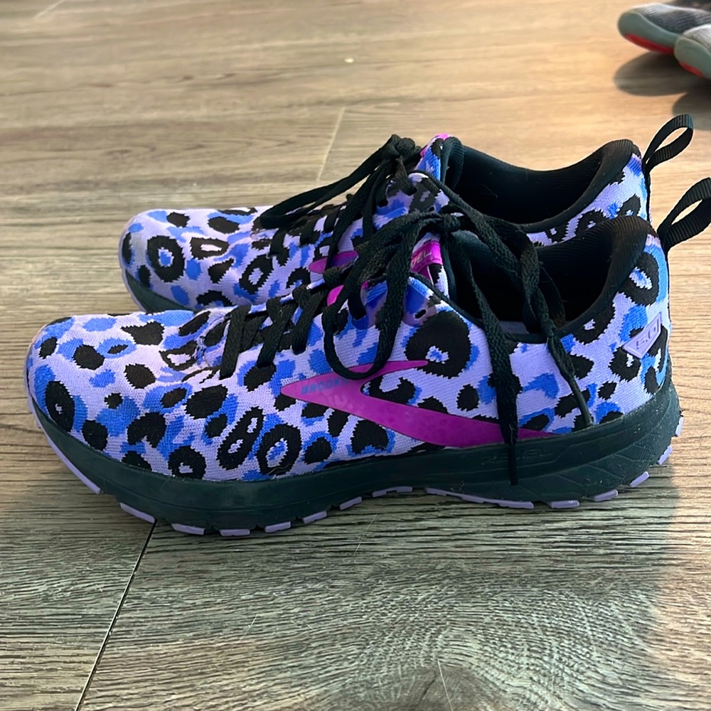 Brooks Revel women’s